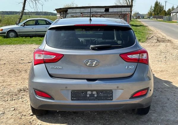 Hyundai I30 cena 10000 przebieg: 115726, rok produkcji 2013 z Zwierzyniec małe 154